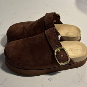 American Eagle Outfitters Brown Suede Loafers